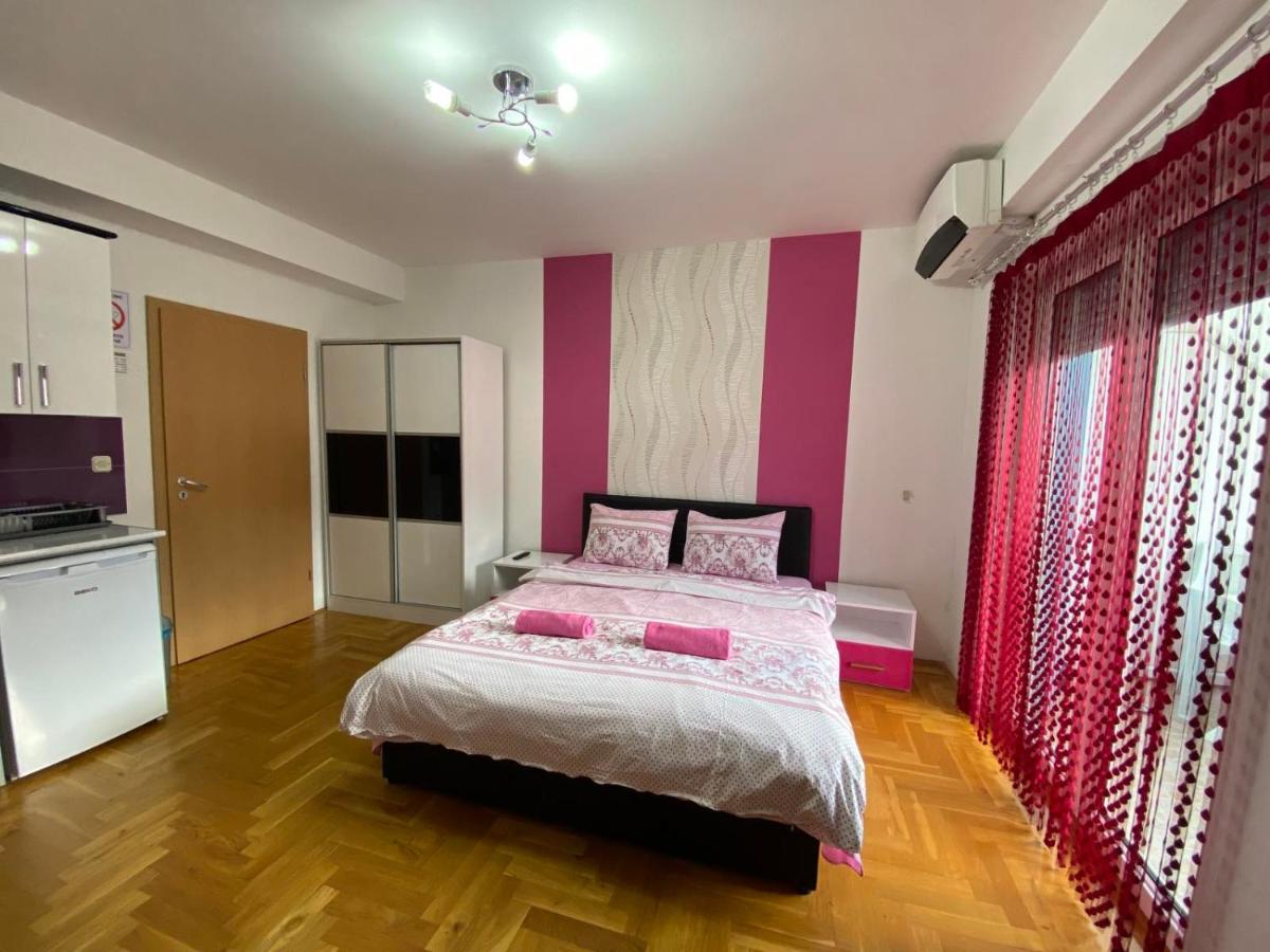 Front Beach Exclusive Apartments Struga Ngoại thất bức ảnh