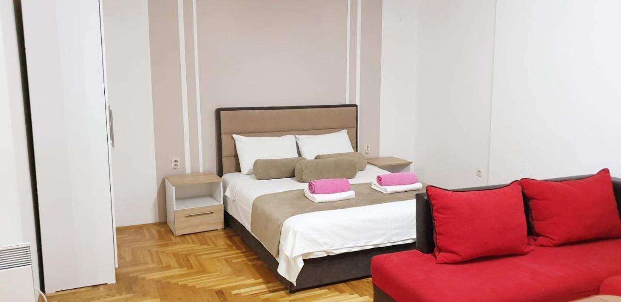 Front Beach Exclusive Apartments Struga Ngoại thất bức ảnh