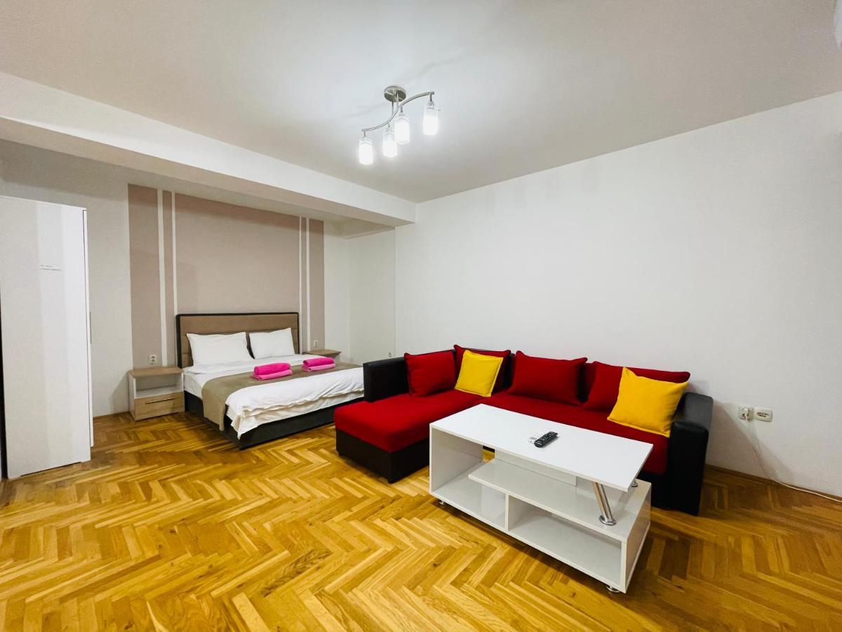 Front Beach Exclusive Apartments Struga Ngoại thất bức ảnh