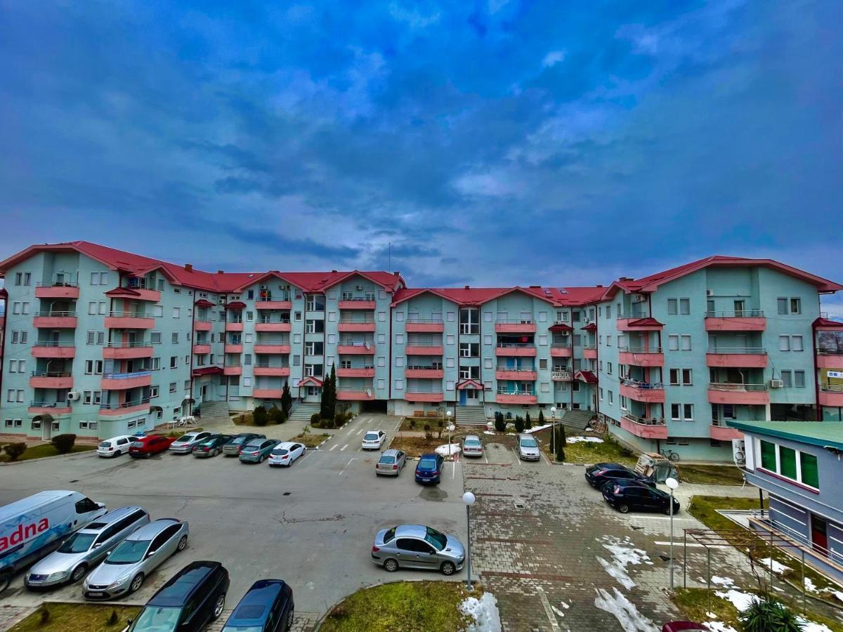Front Beach Exclusive Apartments Struga Ngoại thất bức ảnh