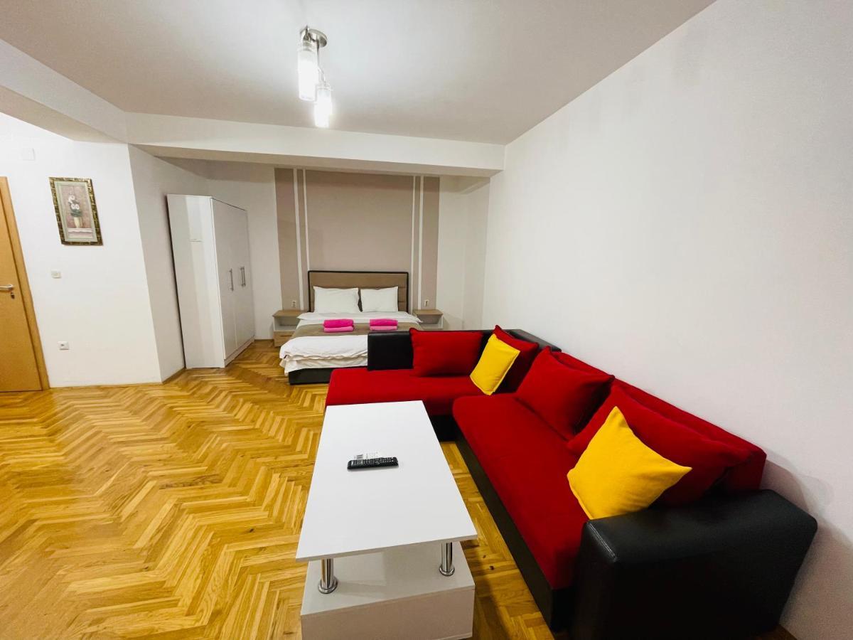 Front Beach Exclusive Apartments Struga Ngoại thất bức ảnh