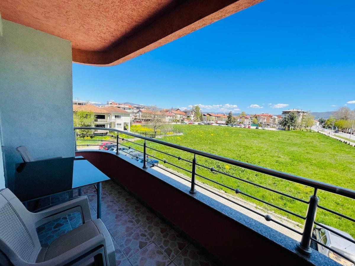 Front Beach Exclusive Apartments Struga Ngoại thất bức ảnh