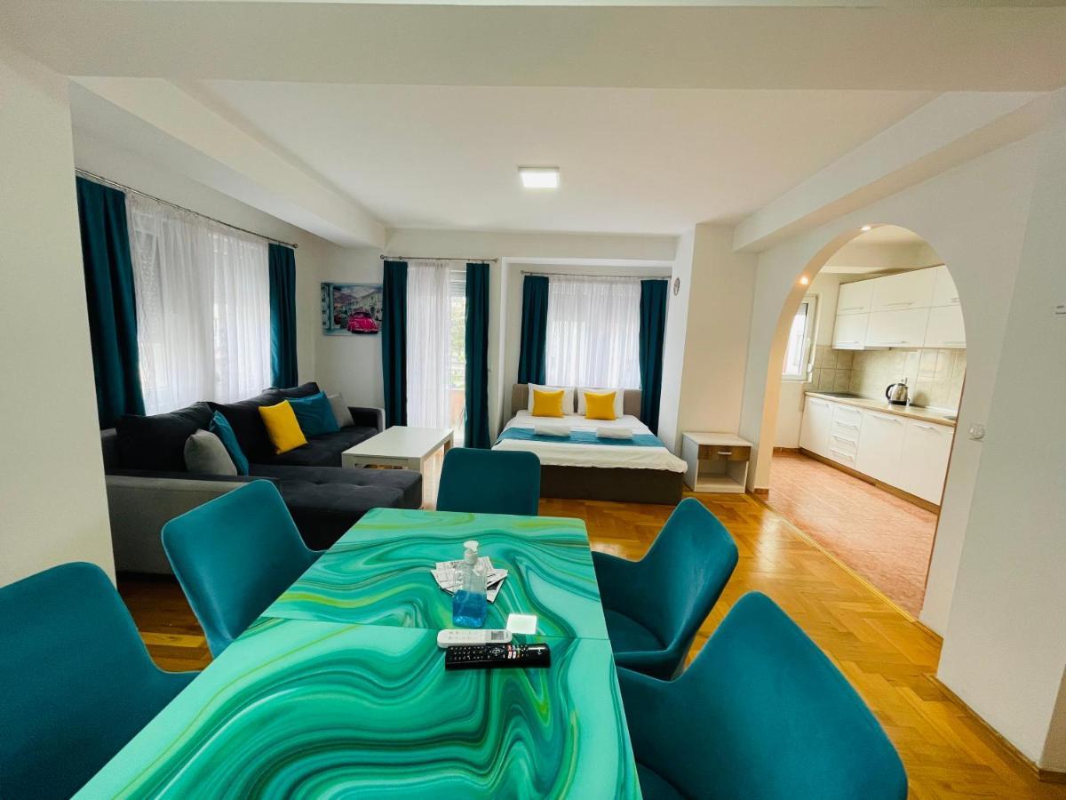 Front Beach Exclusive Apartments Struga Ngoại thất bức ảnh