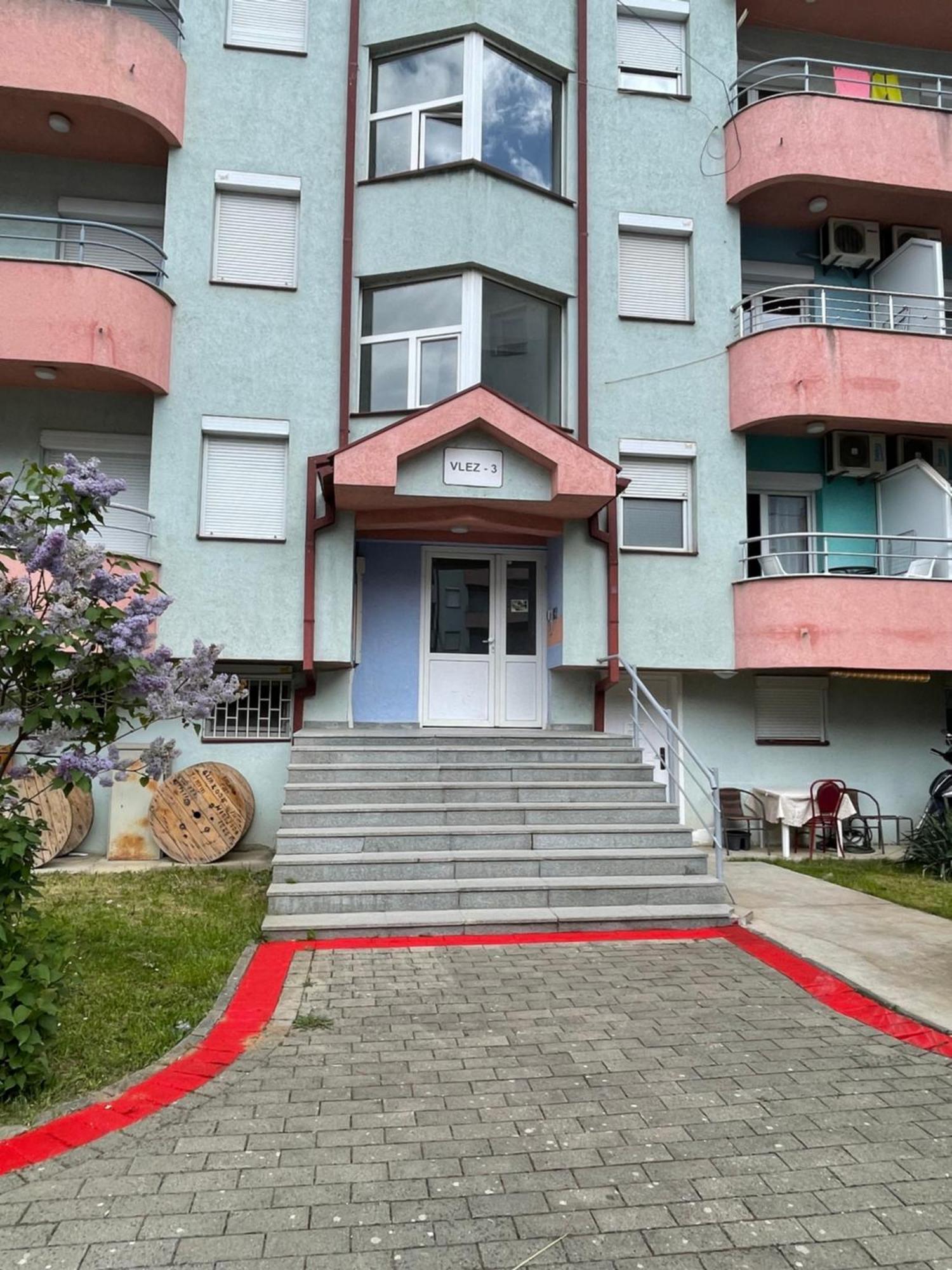 Front Beach Exclusive Apartments Struga Ngoại thất bức ảnh