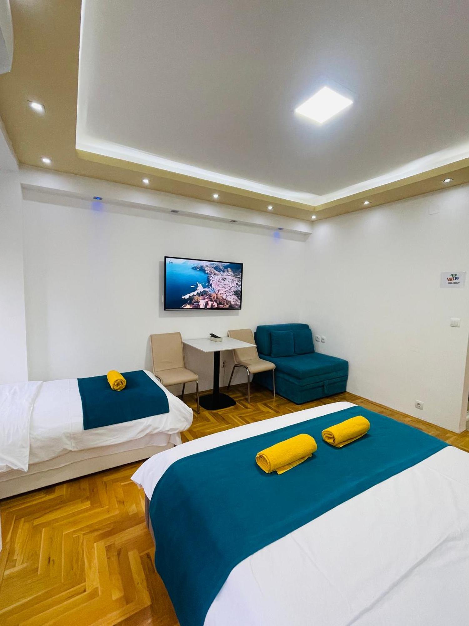 Front Beach Exclusive Apartments Struga Ngoại thất bức ảnh