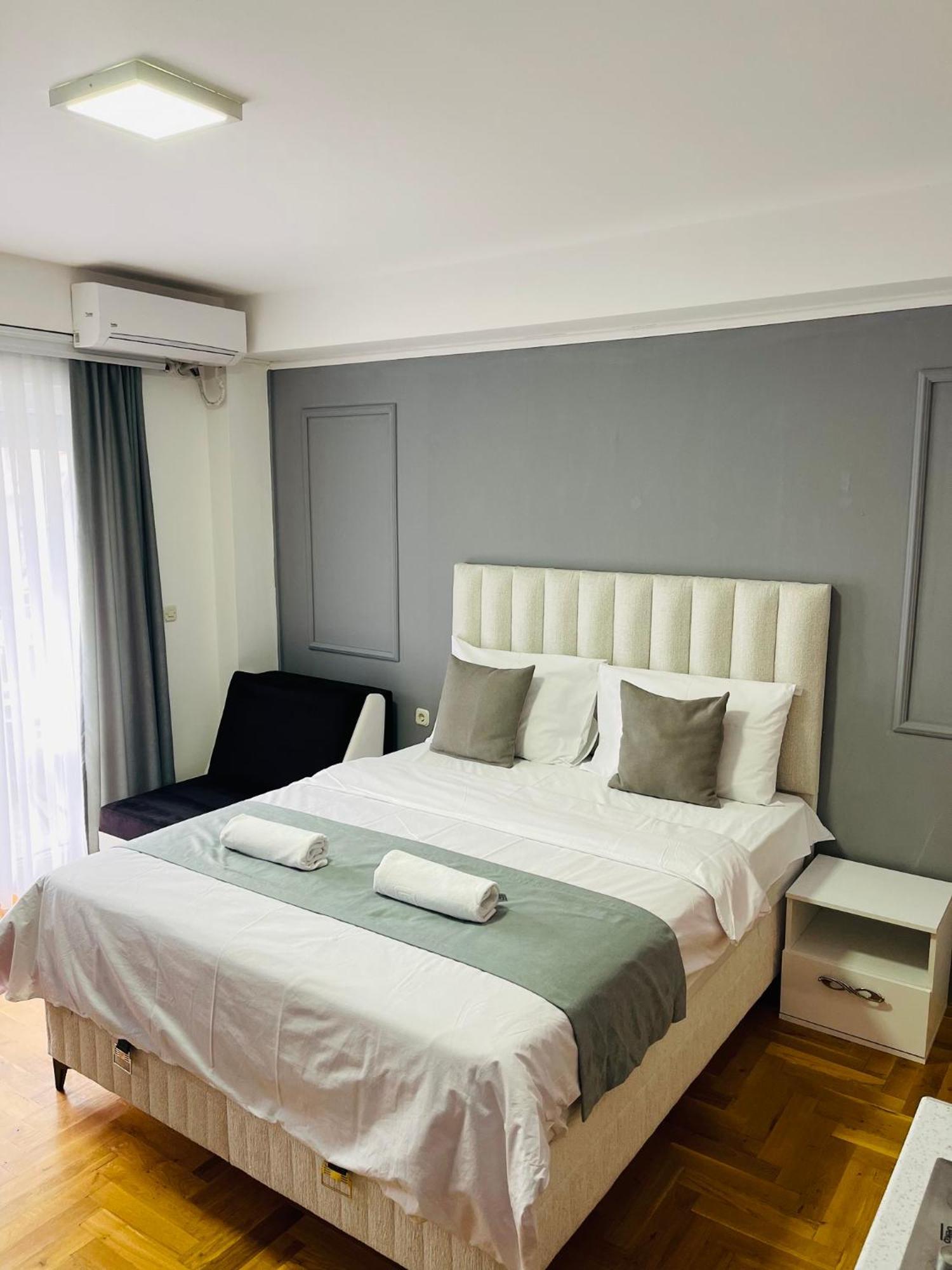 Front Beach Exclusive Apartments Struga Ngoại thất bức ảnh