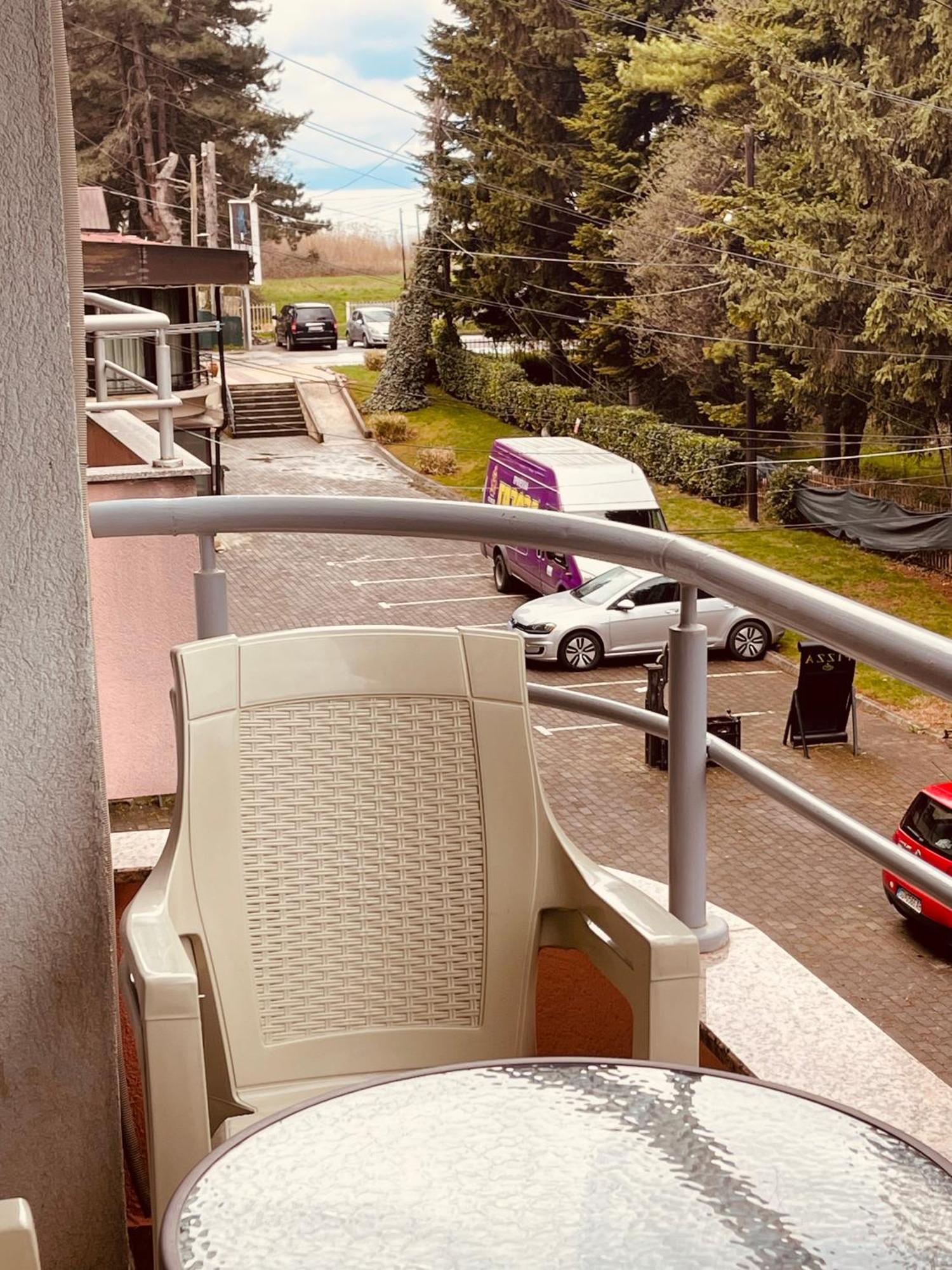 Front Beach Exclusive Apartments Struga Ngoại thất bức ảnh